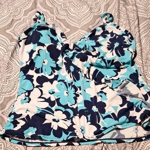 Floral Blue and White Women's Takini Swim Top